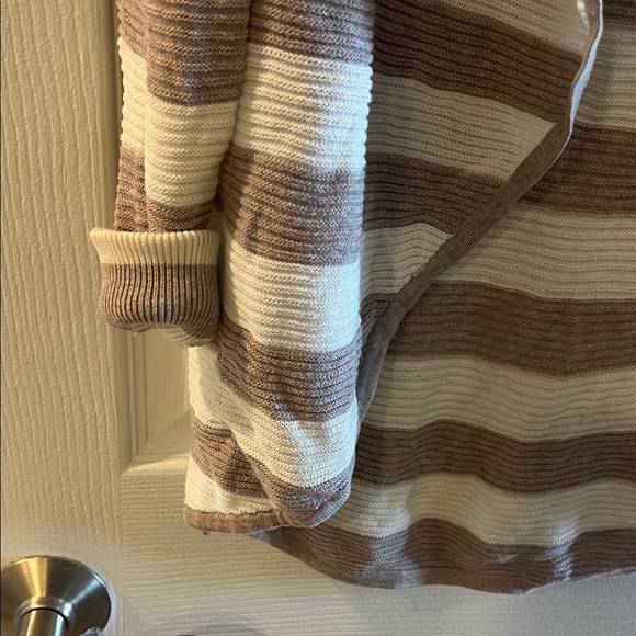 Express Cream and Brown Striped Open-Front Cardigan - Picture 2 of 4
